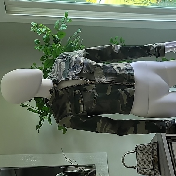 Camouflage Denim Jacket - Picture 3 of 7